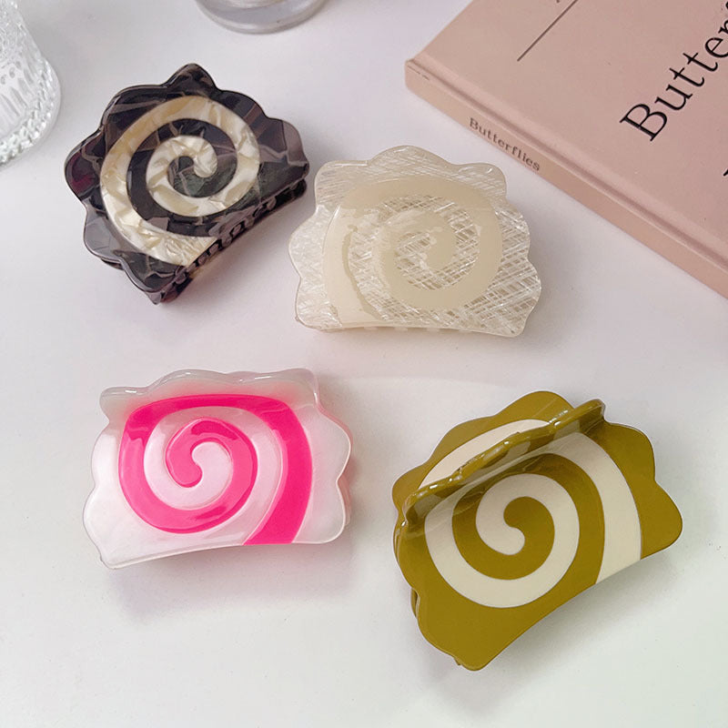Medium Black Narutomaki Hair Claw