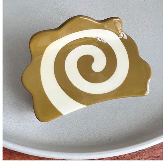 Medium Mustard Green Narutomaki Hair Claw丨Lemonschunks