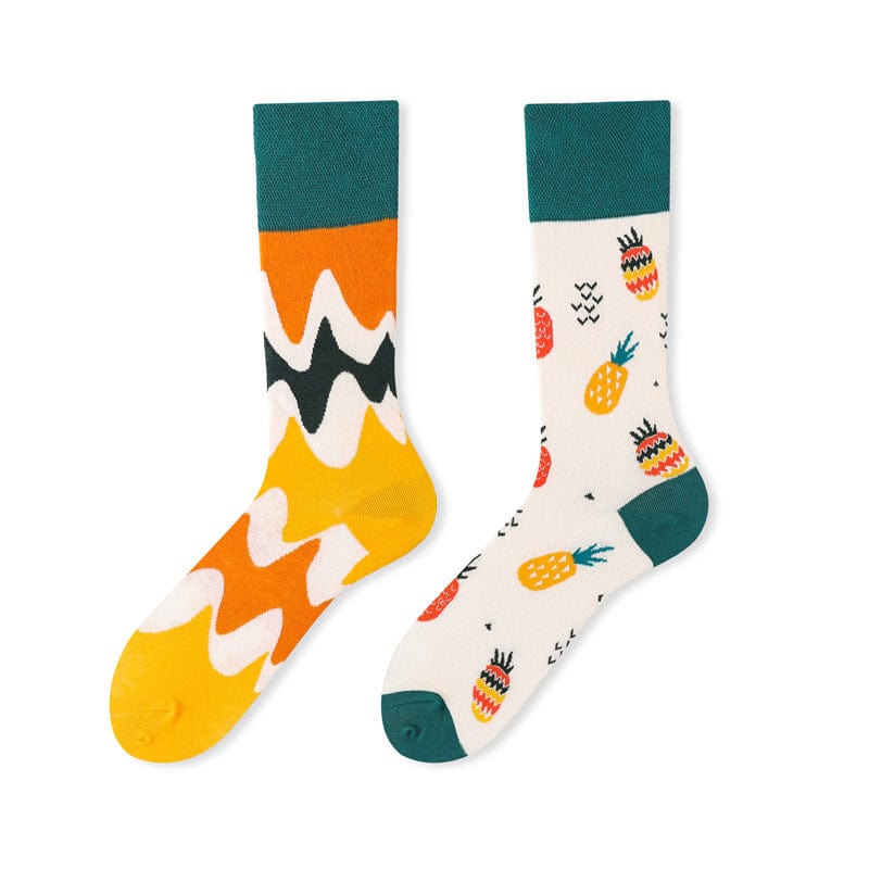 Pineapple Waves Socks