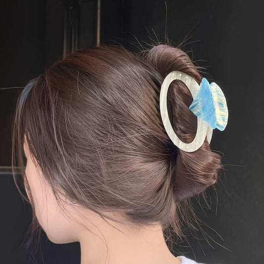 Le livre Accessoires pour cheveux Pince à cheveux