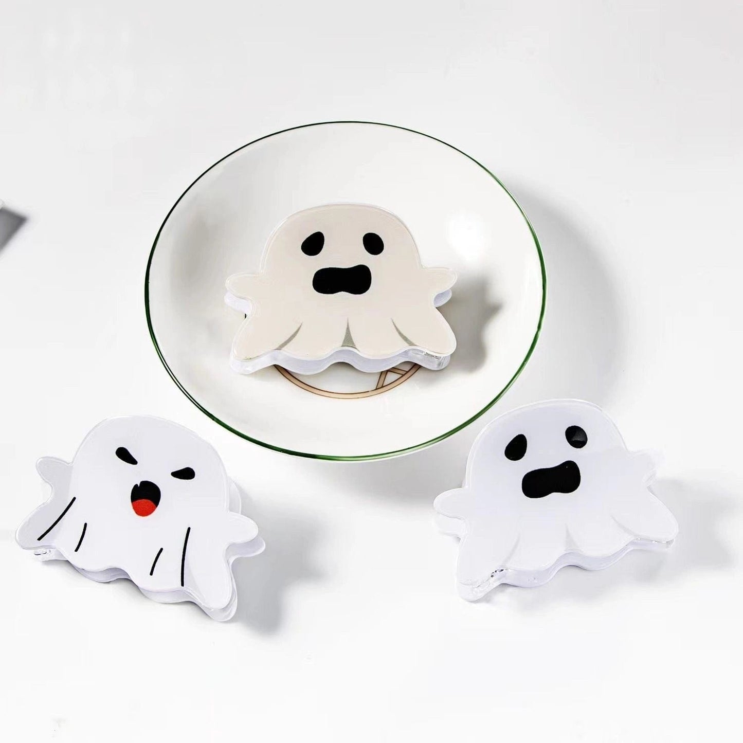 Beige Horrified Ghost Halloween Hair Claw Clip