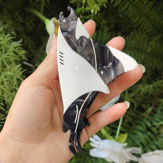 Jumbo Black Manta Ray Hair Claw