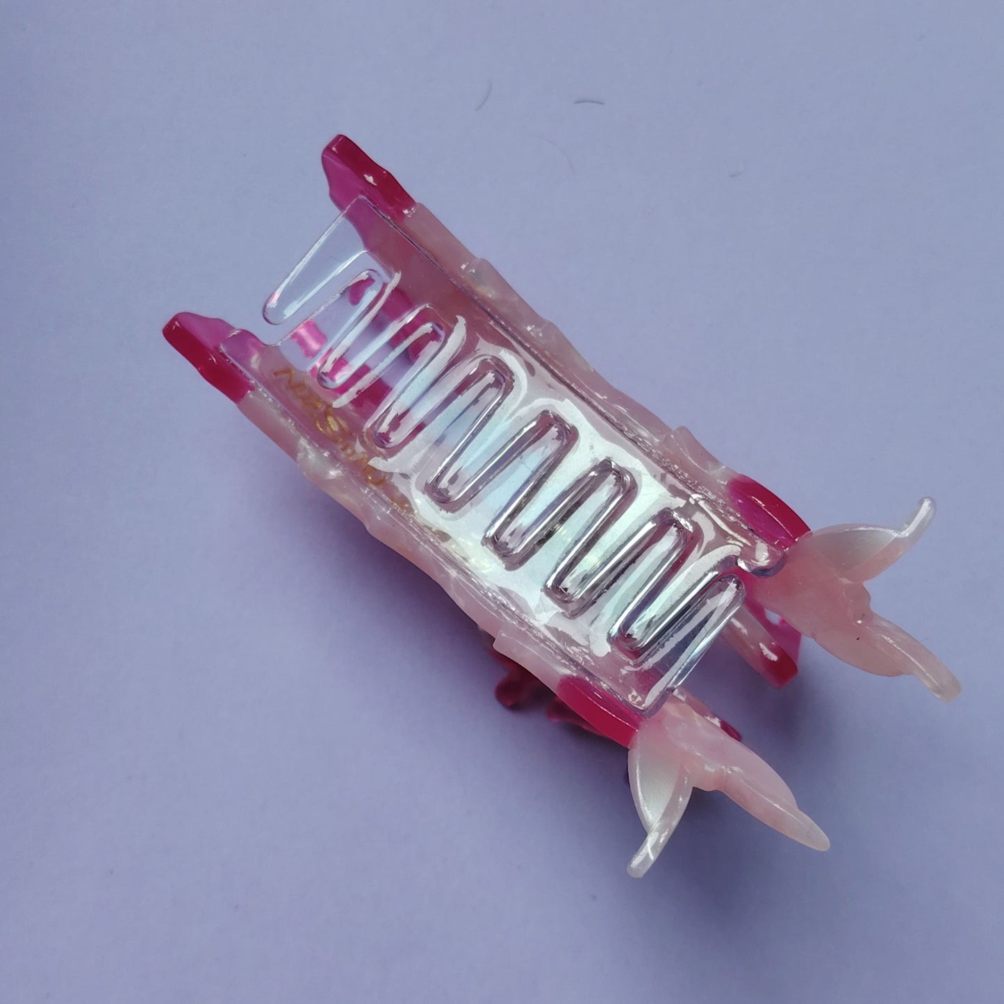 Medium Orchid Mantis Hair Claw