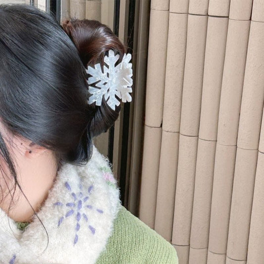 Medium Snowflake with Rhinestones Hair Claw