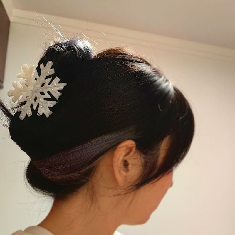 Medium Snowflake with Rhinestones Hair Claw