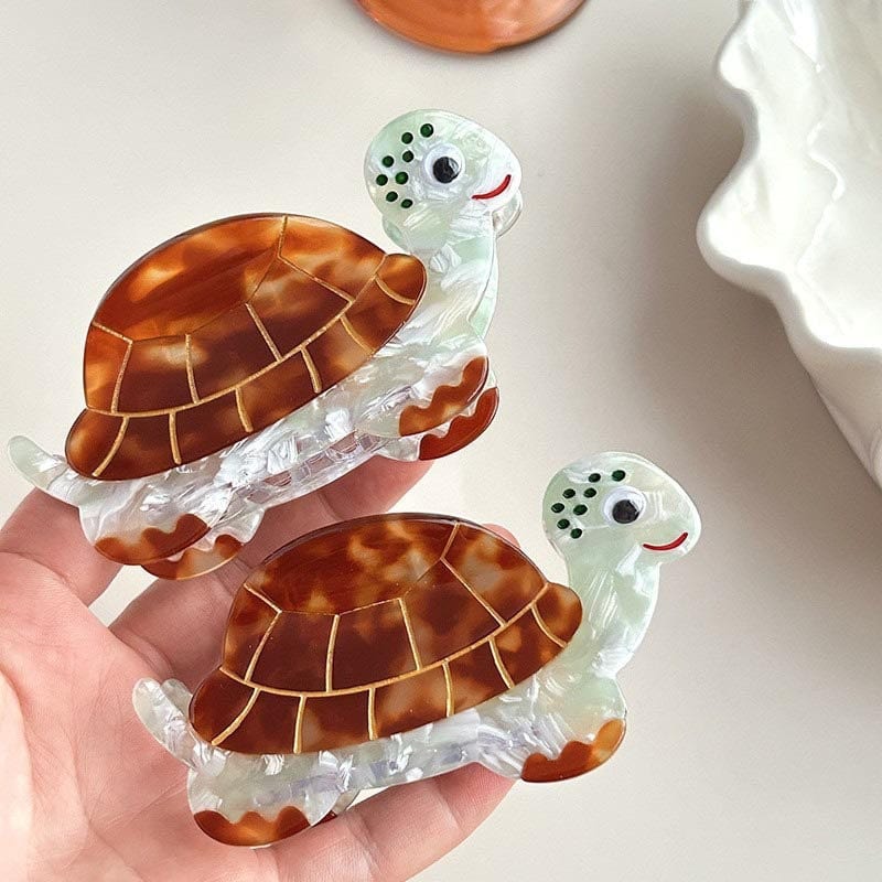 Medium Amber Turtle Hair Claw