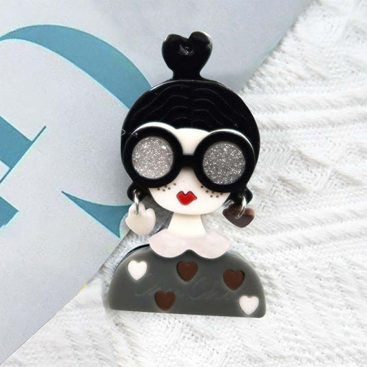 Grey Sweet bun girl brooch