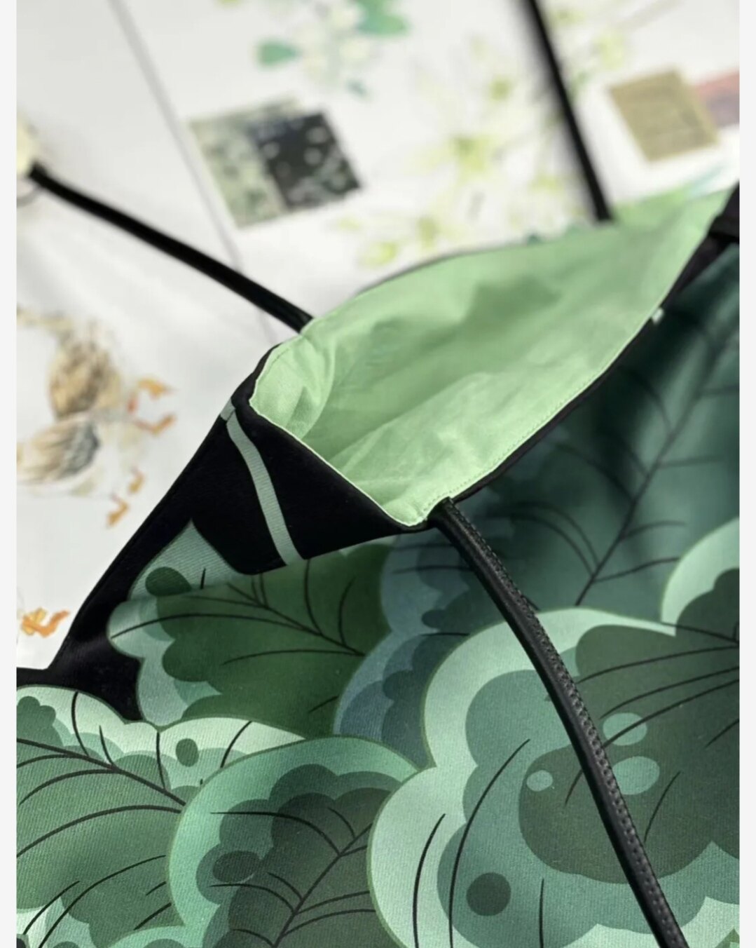 Illustrated Botanical Iris Tulip Caladium Leaf Begonia Lotus Swan Calla Lily Daffodil Tote Bag