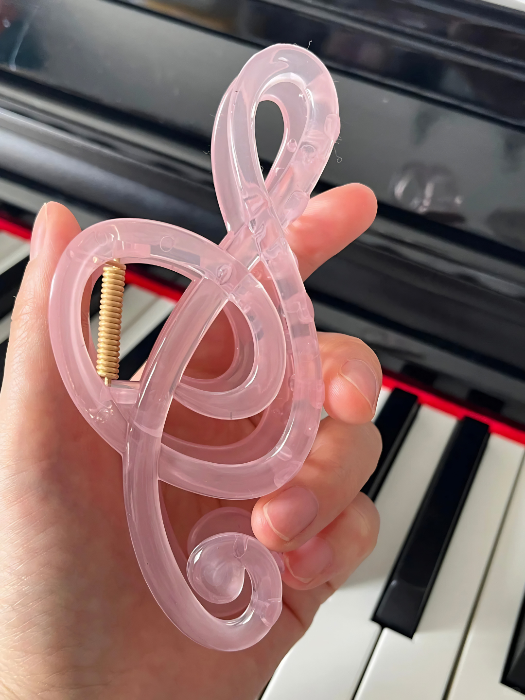 Jumbo Treble Clef Hair Claw