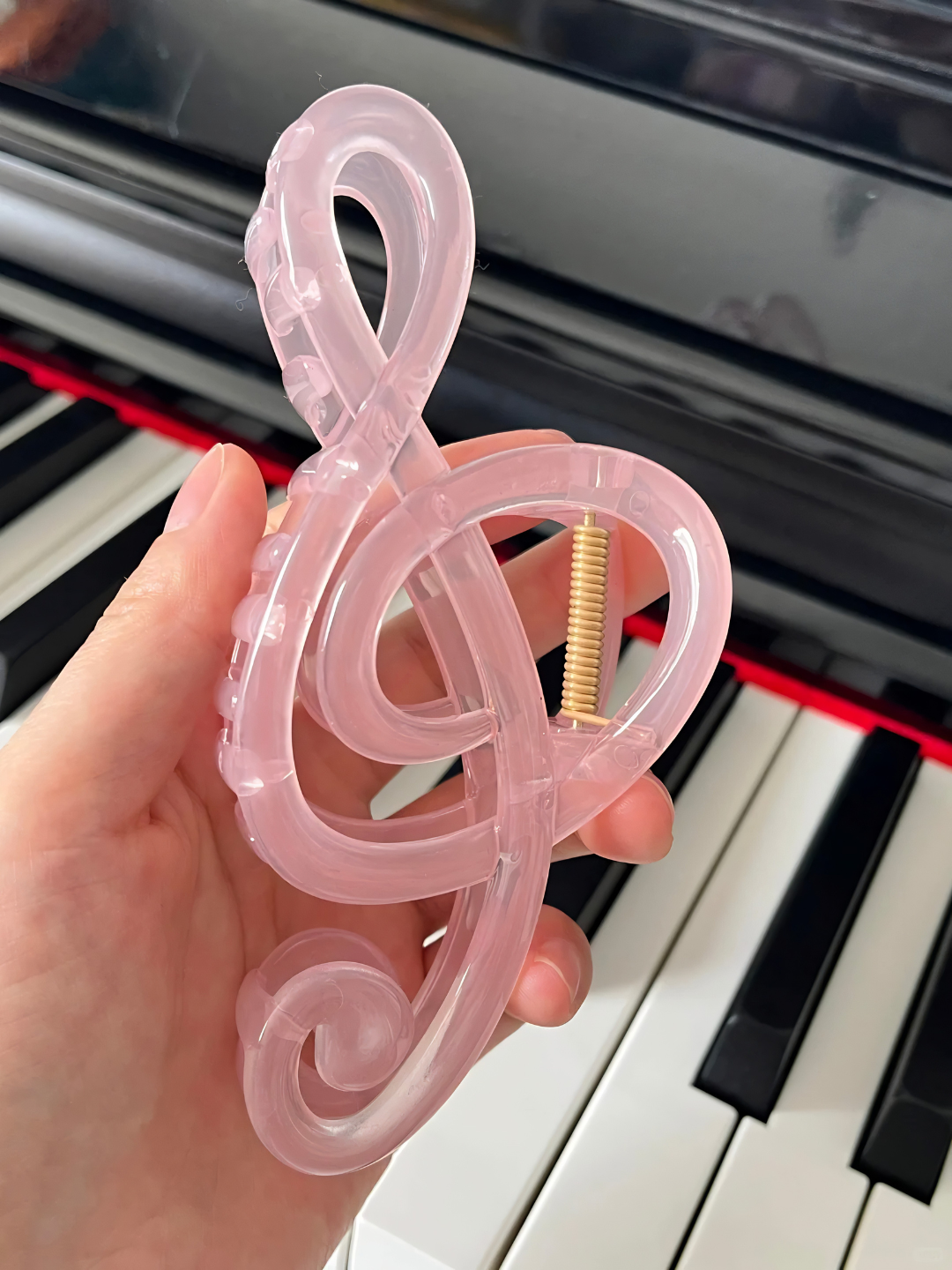 Jumbo Treble Clef Hair Claw
