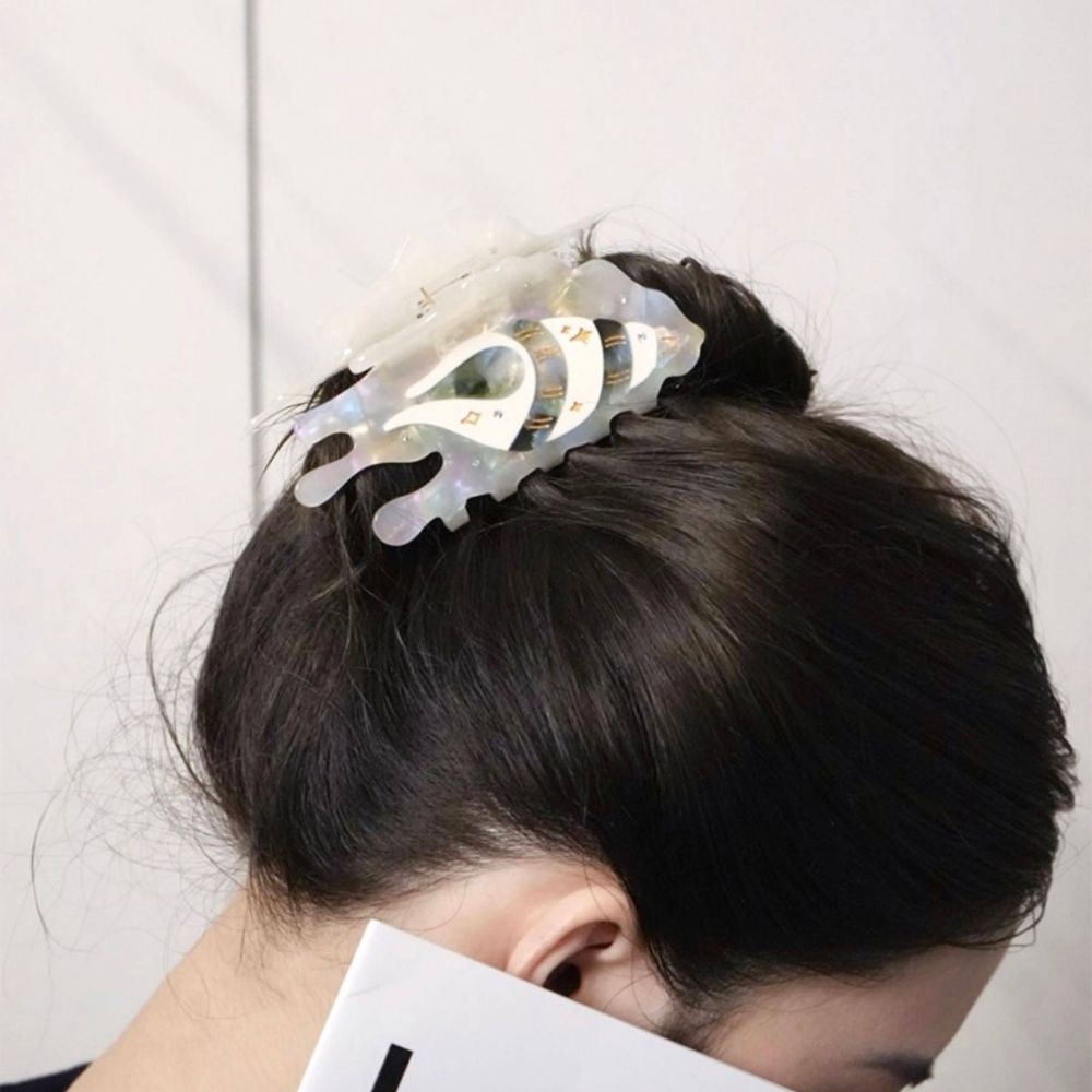Green Flowing Star Conch Hair Claw Clip丨Lemonschunks