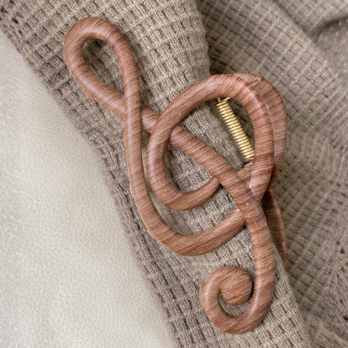 Jumbo Treble Clef Hair Claw