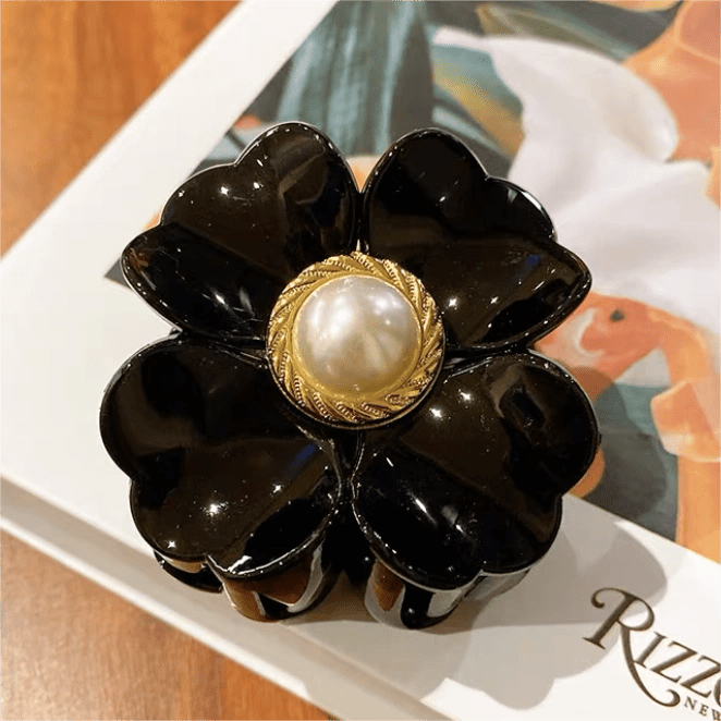 Trumpet Romantic Pearl Hair Claw Black Flower