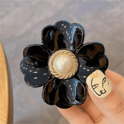 Trumpet Romantic Pearl Hair Claw Black Flower