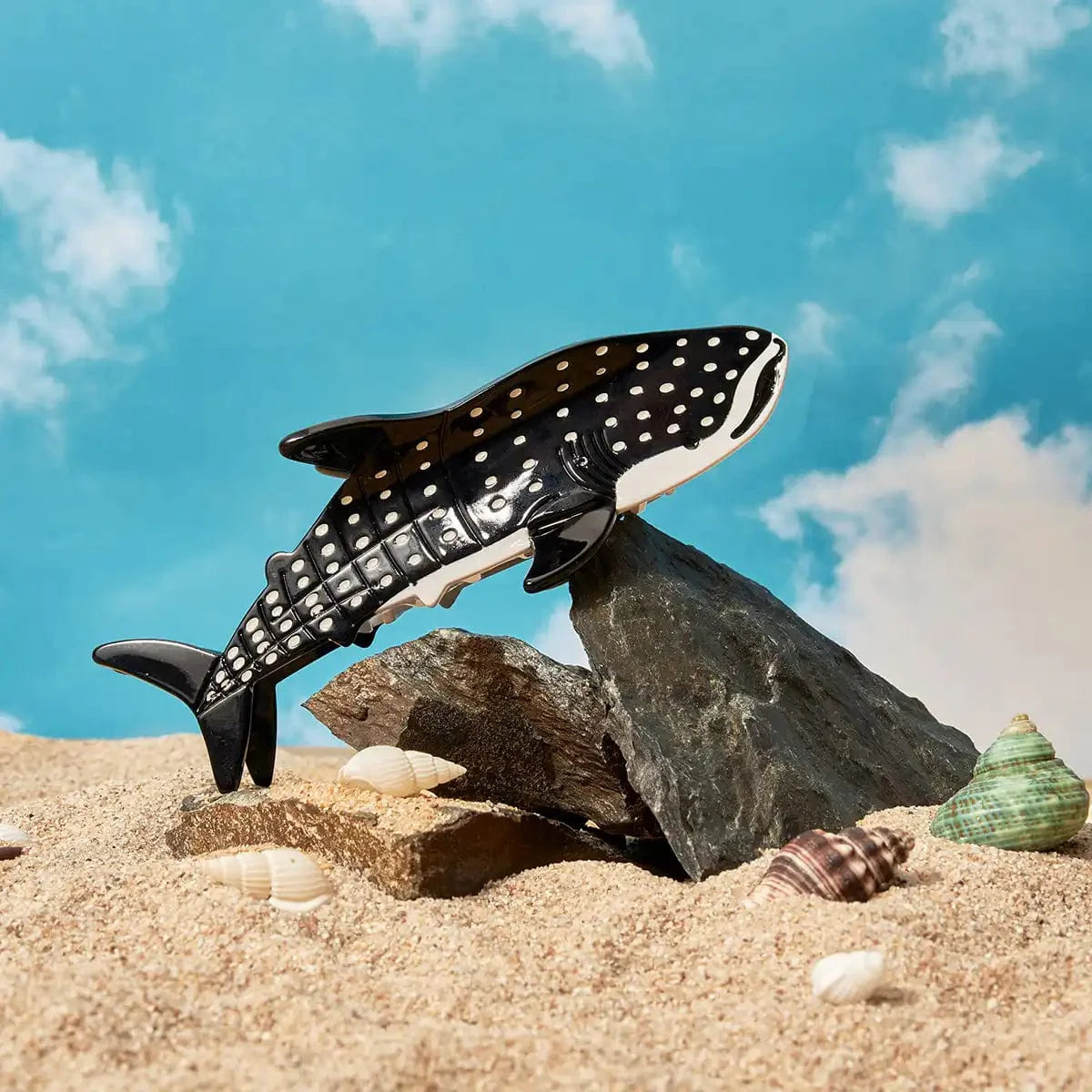 Jumbo Black Whale Shark Hair Claw Clips丨NueShiny - Fhunks