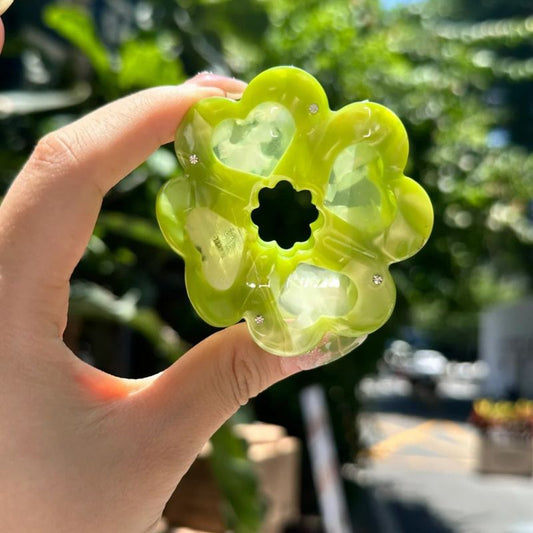 Light Green Four-Leaf Clover Hair Claw Clip）