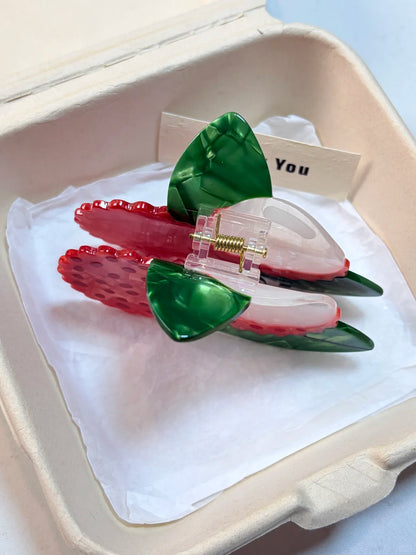 Medium Lychee Hair Claw