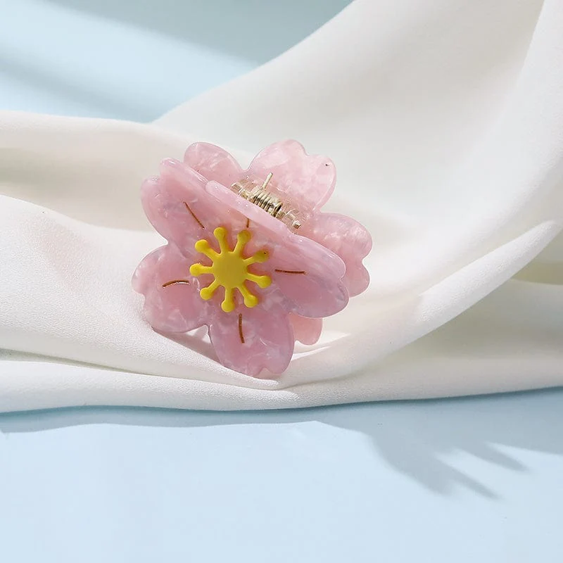 Small Pink Sakura Hair Claw