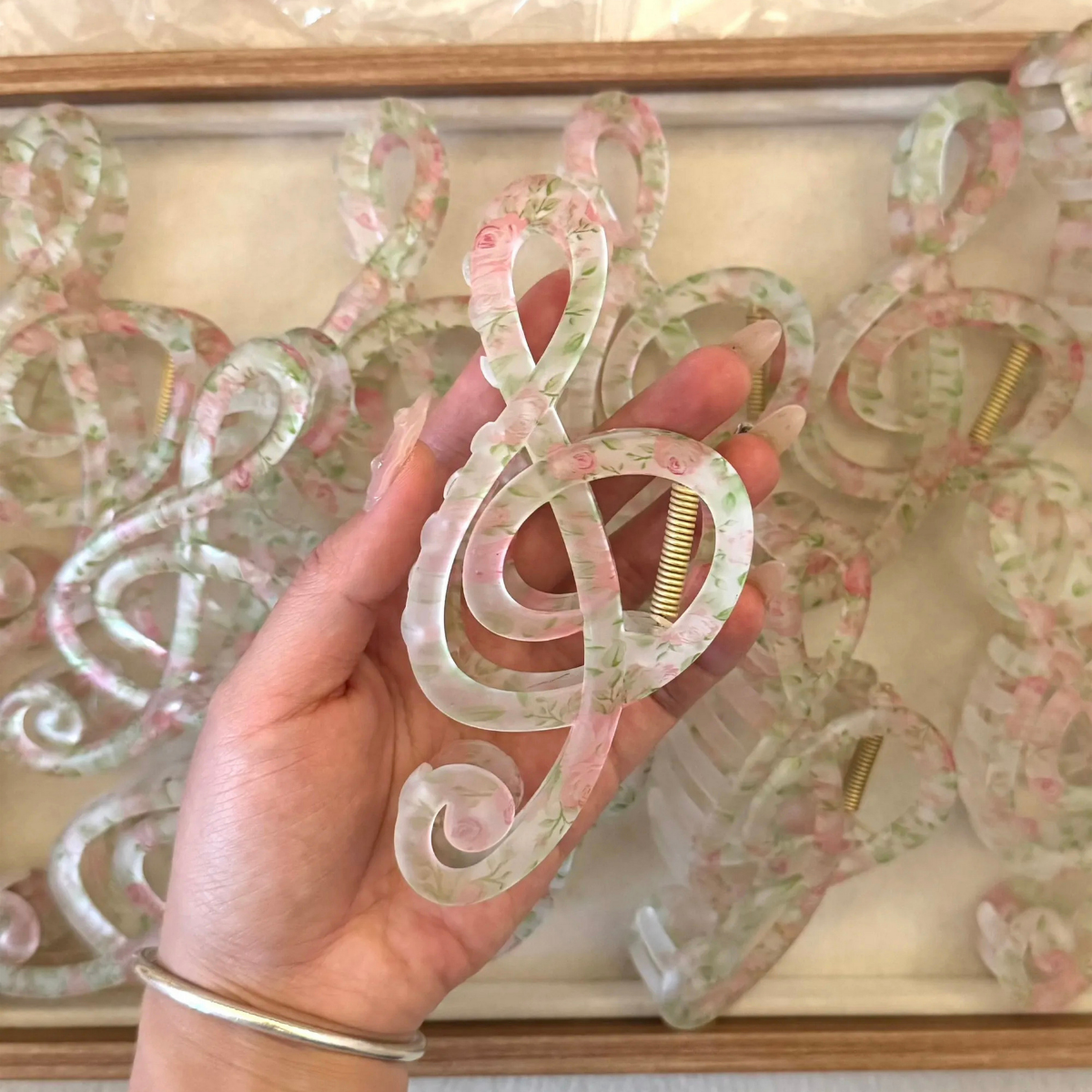 Jumbo Treble Clef Hair Claw