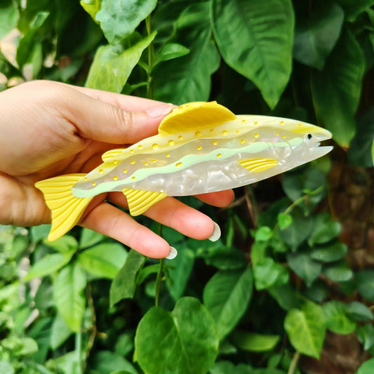 Jumbo Yellow Water-Pattern Trout Hair Claw