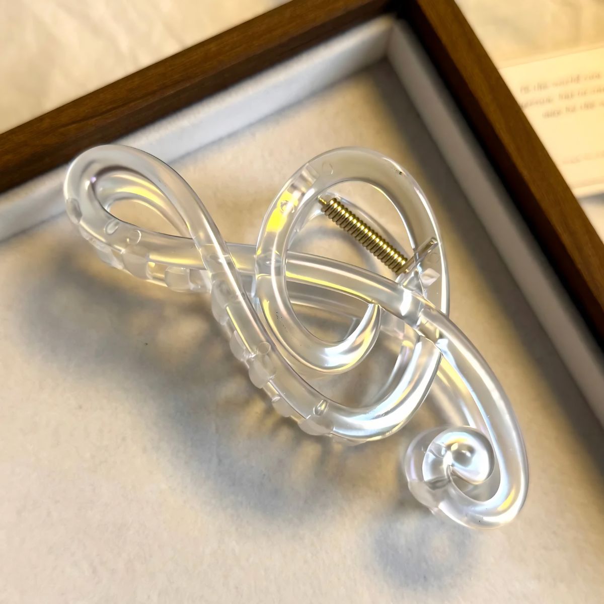 Jumbo Treble Clef Hair Claw