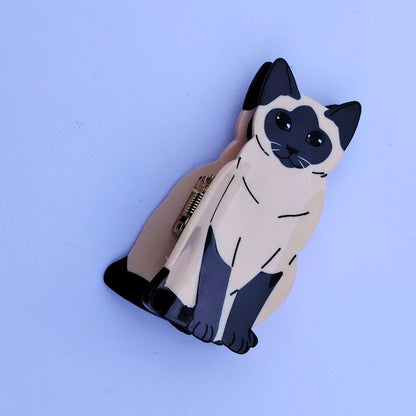 Medium Seal Point Siamese Cat Hair Claw