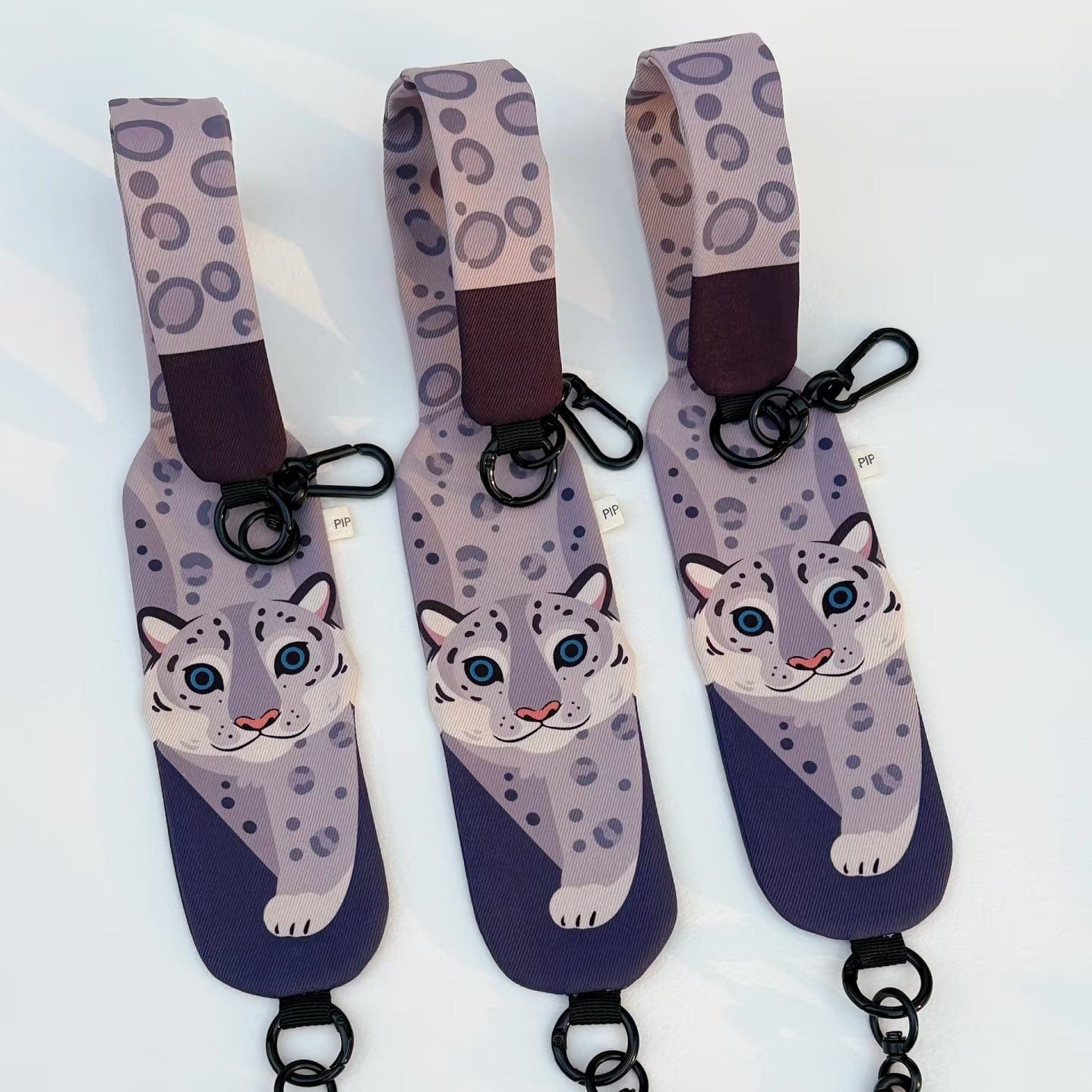 Snow Leopard Wrist Strap | Lemonschunks