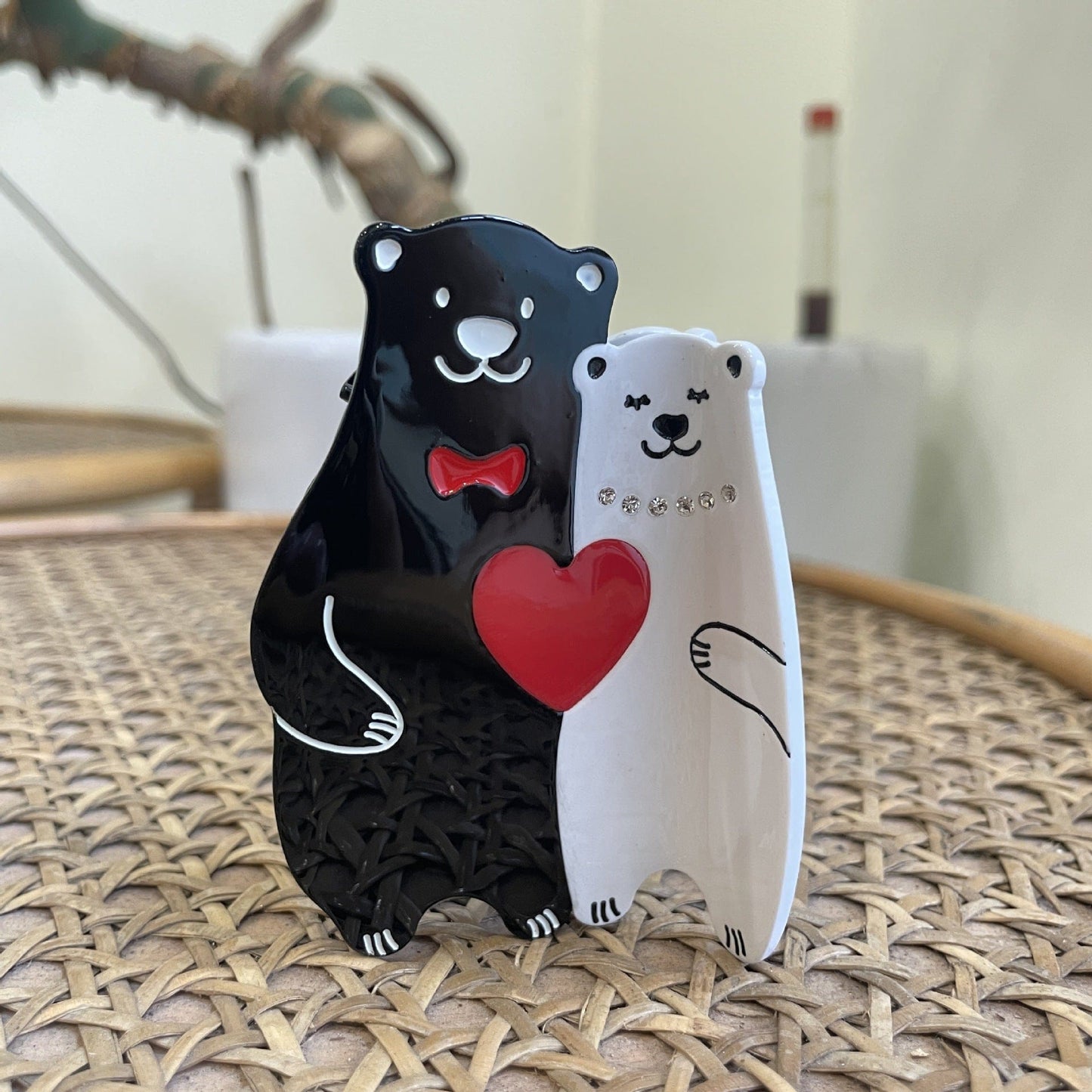 Medium  Black and white-Love Hug Bear Hair Claw