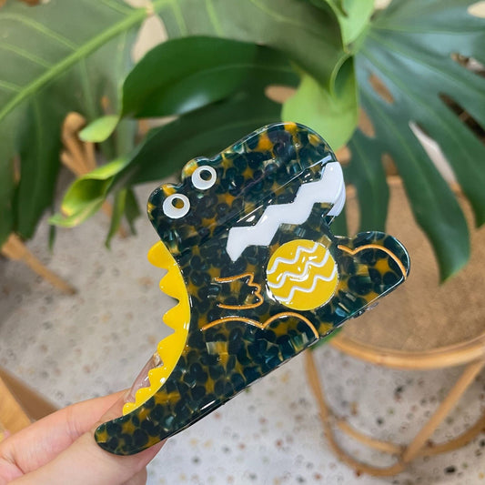 Medium  Yellow-green-smiling crocodile Hair Claw