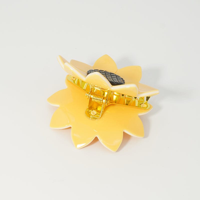 Sunflower Claw Within Yellow