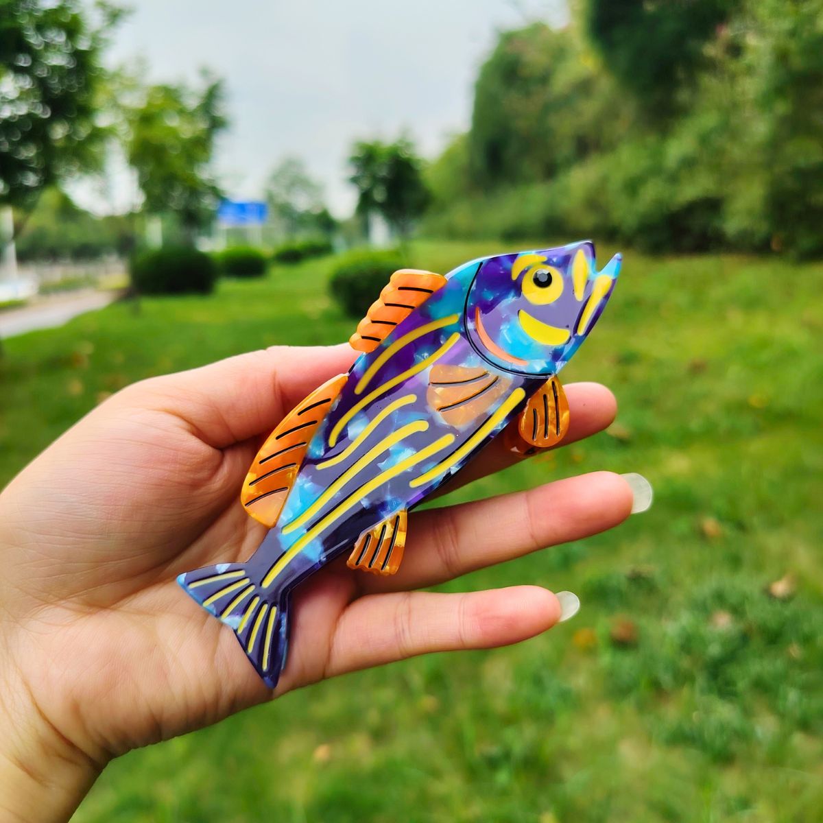 Large Blue Orange Fish Hair Claw