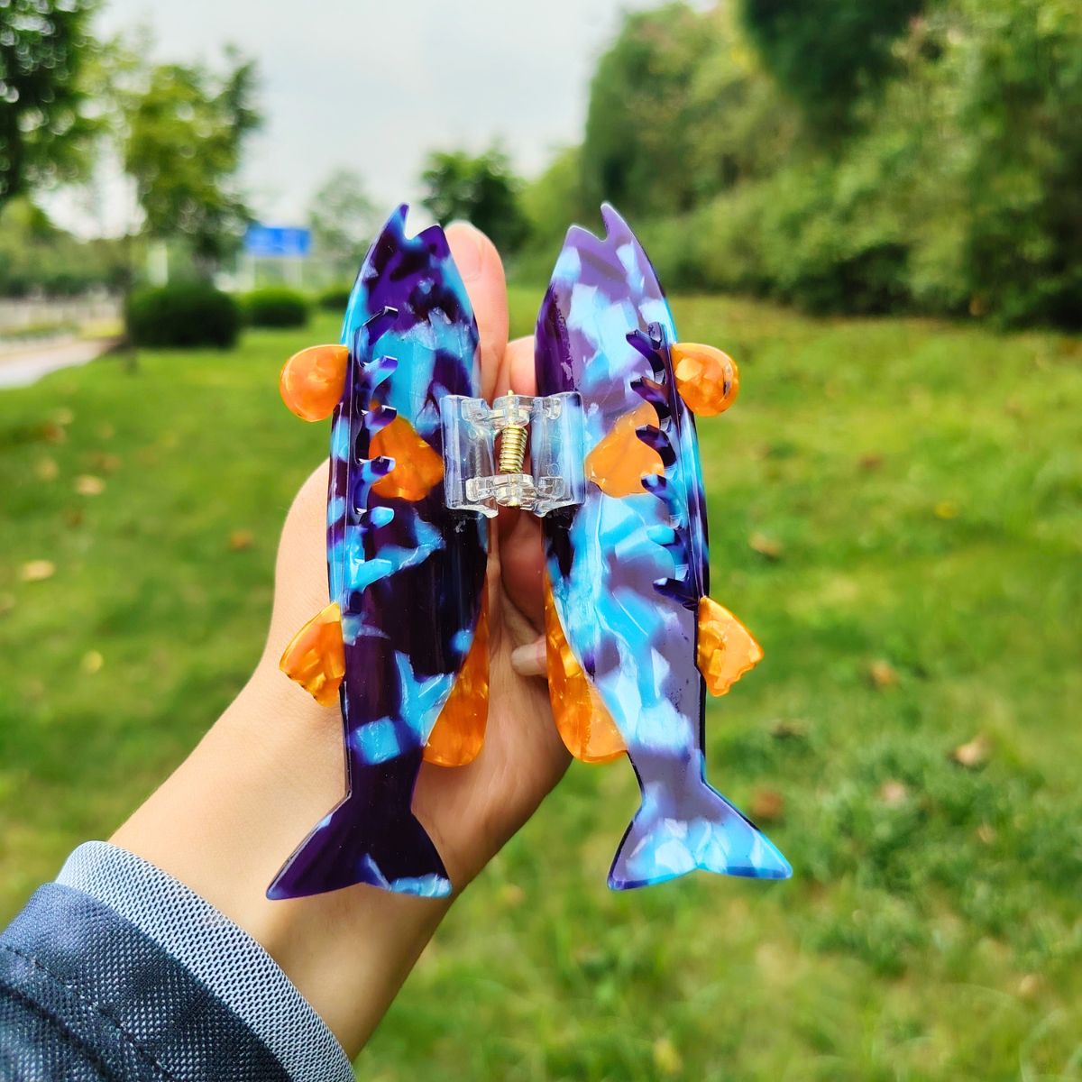 Large Blue Orange Fish Hair Claw