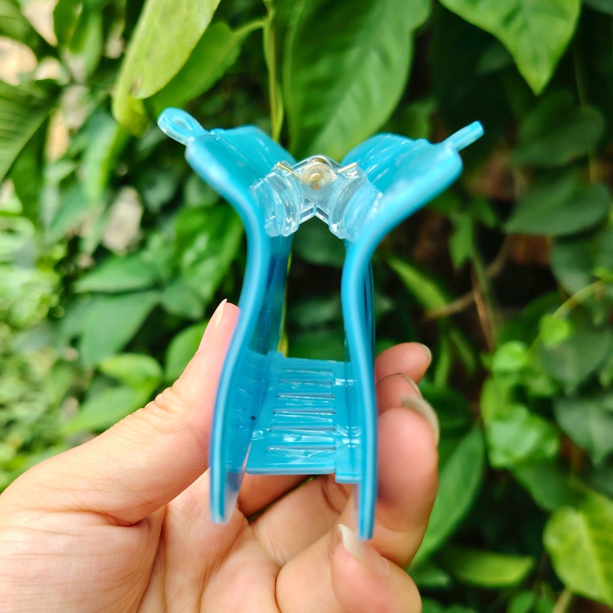 Large Blue Sardine Tin Hair Claw