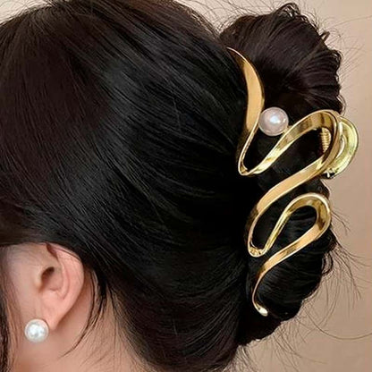 Golden Pearl Wavy Hair Claw