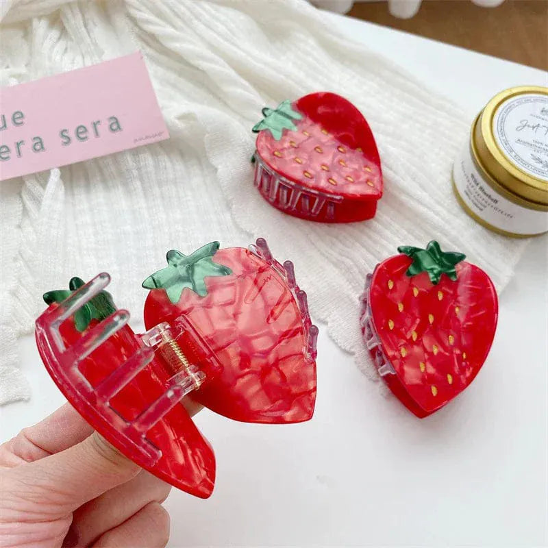 Pince à cheveux tendance été douce aux fraises moyennes | NueShiny