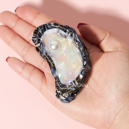 Medium Oyster Hair Claw Clips