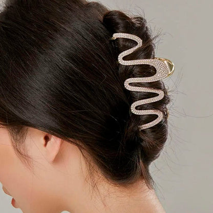 S-shaped Golden Hair Claw
