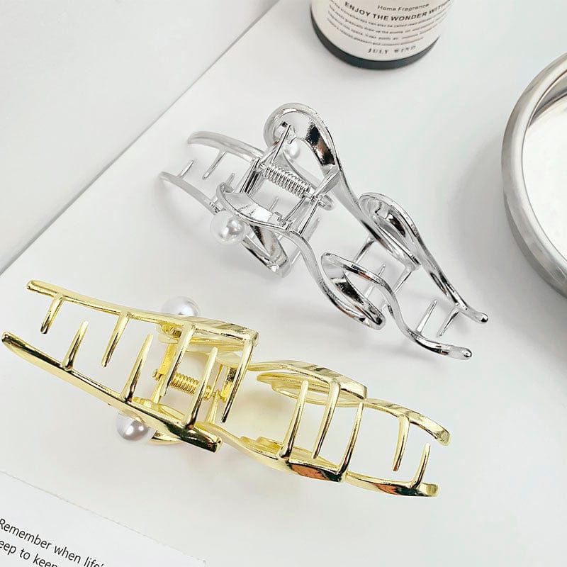 Silver Pearl Wavy Hair Claw