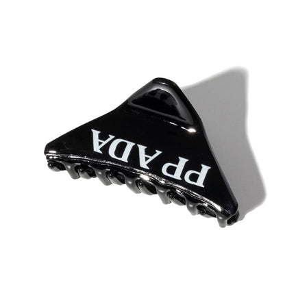 Triangle New High-End Simple Medium Claw In Black