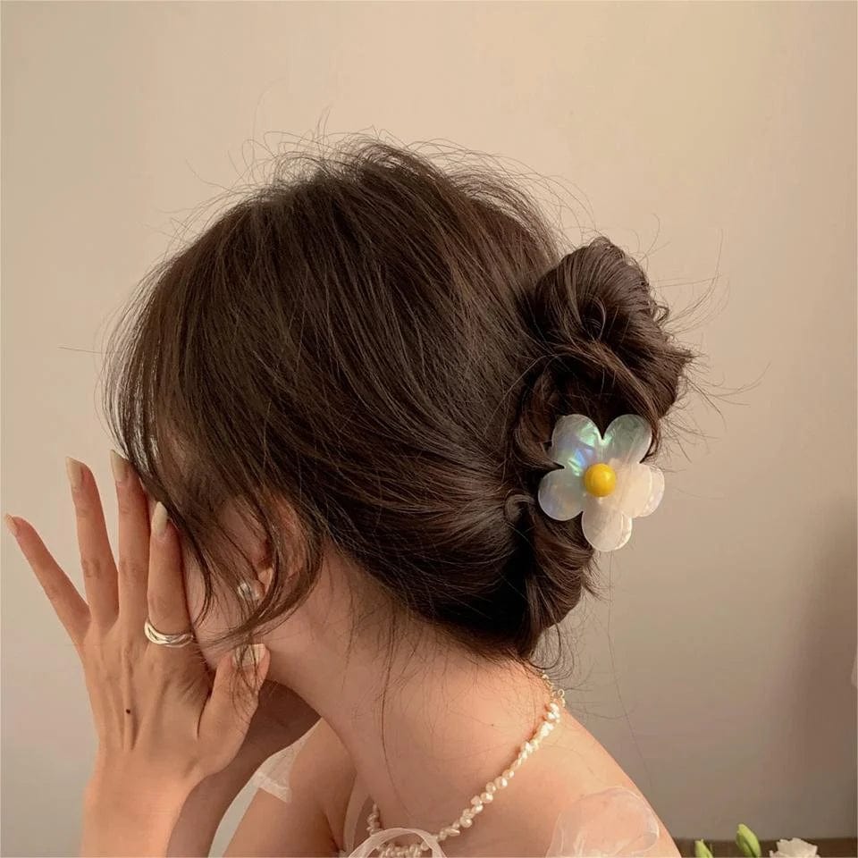 Small White Sunflower  Hair Claw