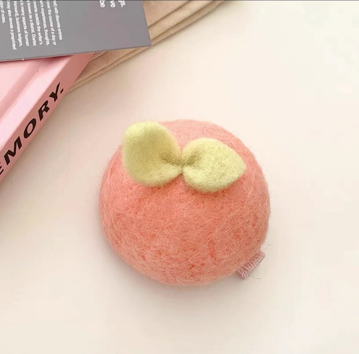 Mini Peach Side Clip