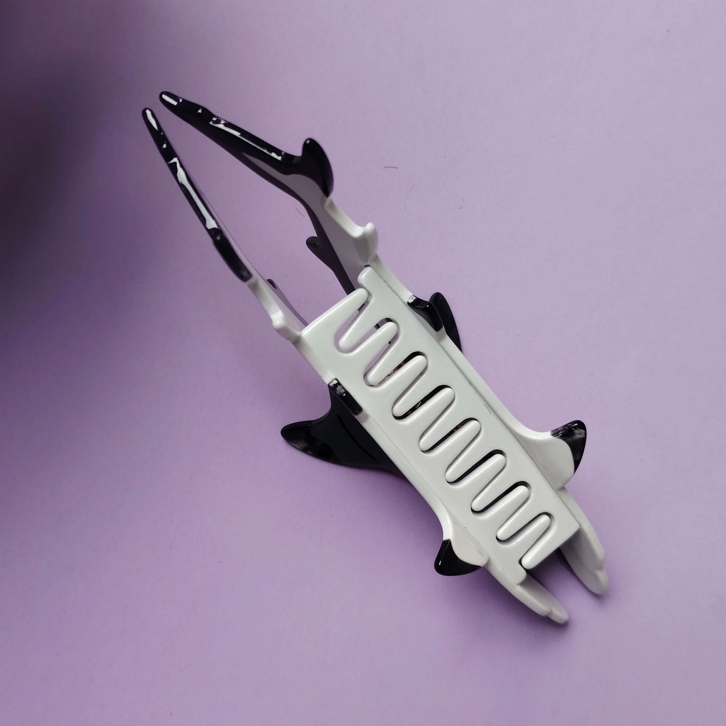 Jumbo Blacktip Reef Shark Hair Claw