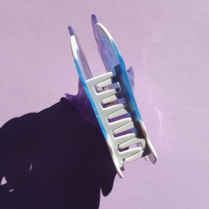Jumbo Dolphin-Wave Hair Claw