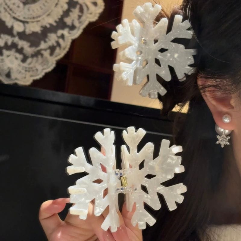 Pearl White Snowflake Hair Claw