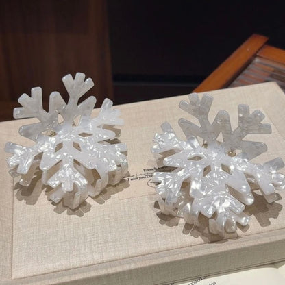 Pearl White Snowflake Hair Claw