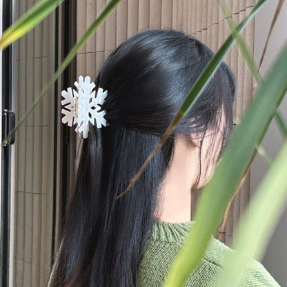 Medium Snowflake with Rhinestones Hair Claw