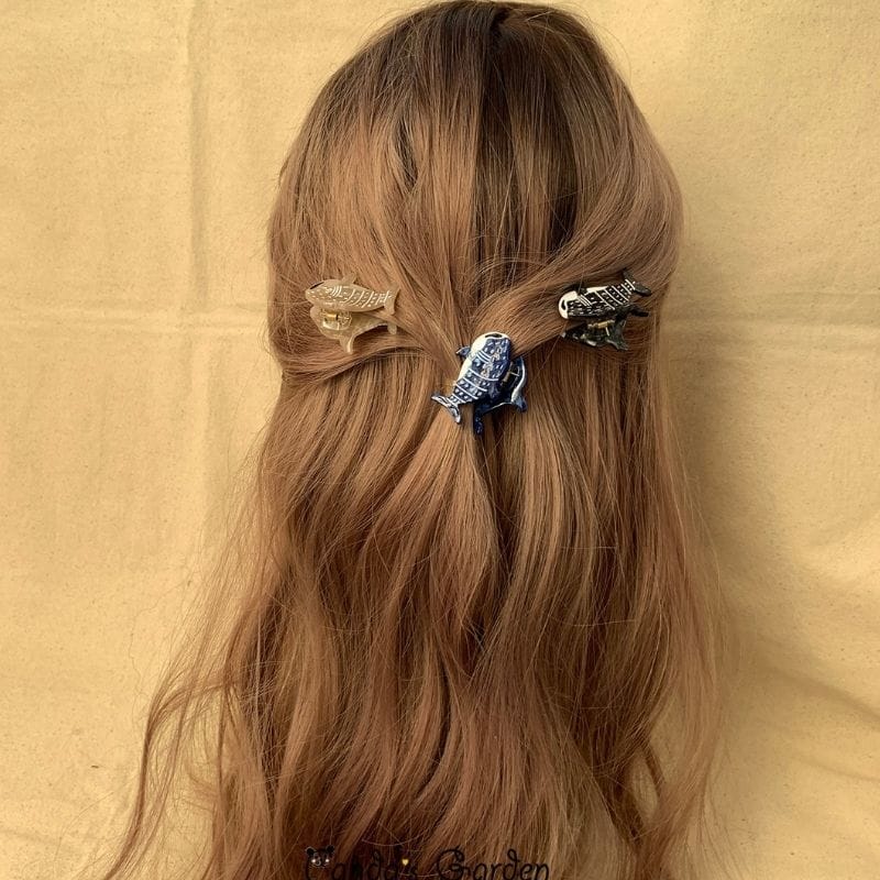 Mini Gray-Brown Whale Shark Hair Claw