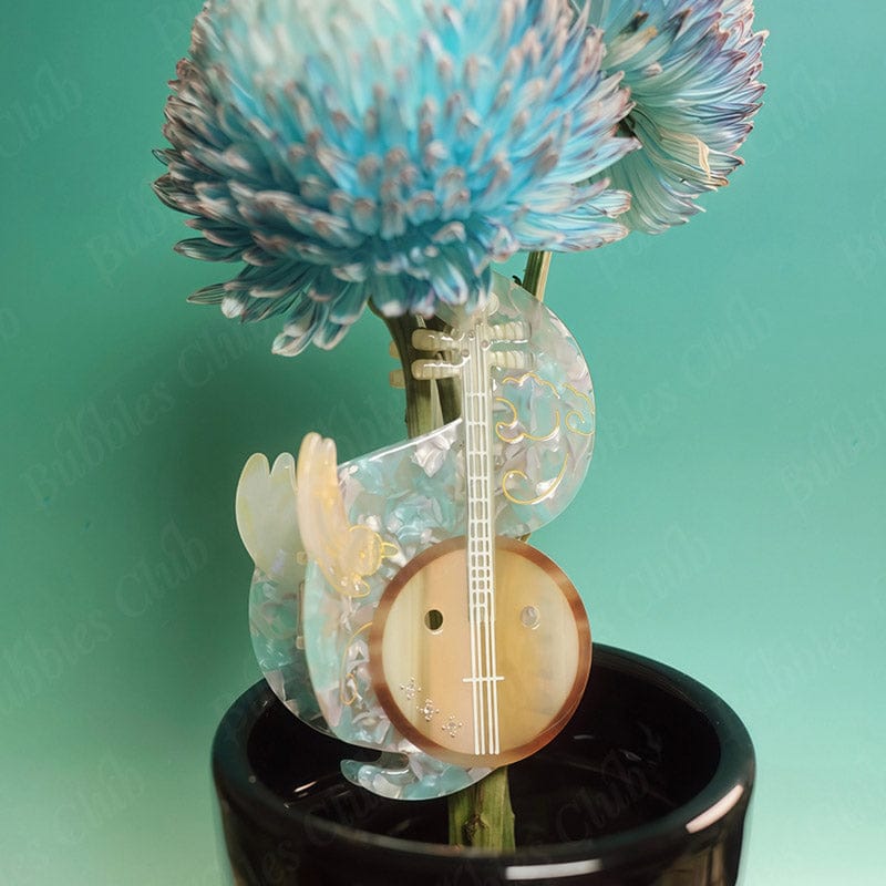 Medium Ruan Musical Instrument Hair Claw