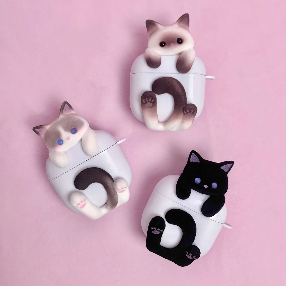 Huggy Kitty AirPods Case – Ragdoll, Siamese & Calico Cat Protective Cover