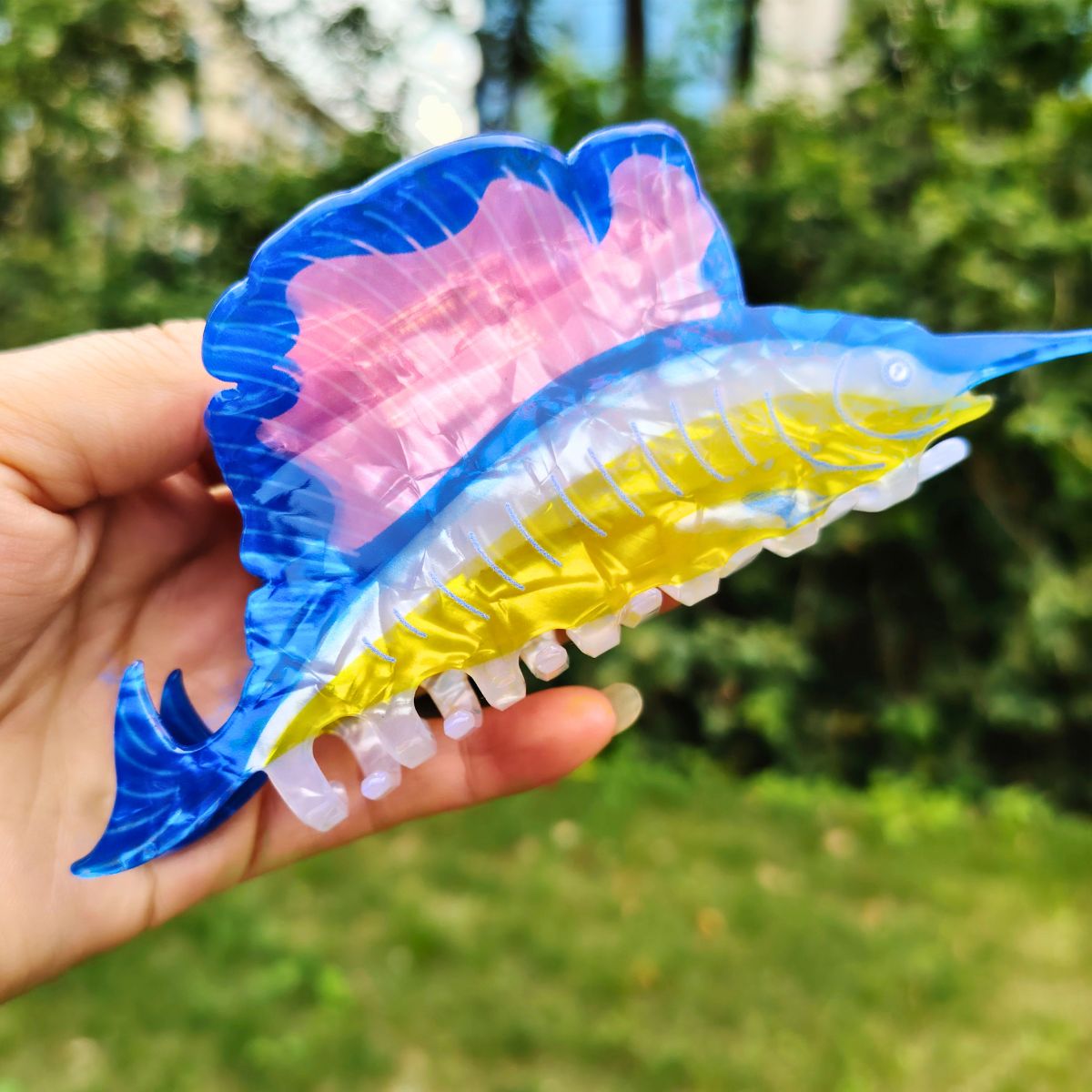 Jumbo Blue Sailfish Hair Claw